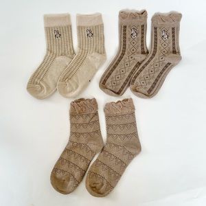 Boys Brown Crew Socks Rabbit/Triangle/Rhombus Pattern NWOT Size (6-9) Years